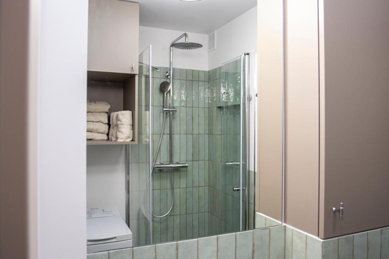 ורשה Apartament Przy Metrze Wierzbno Z Nuta Vintage מראה חיצוני תמונה