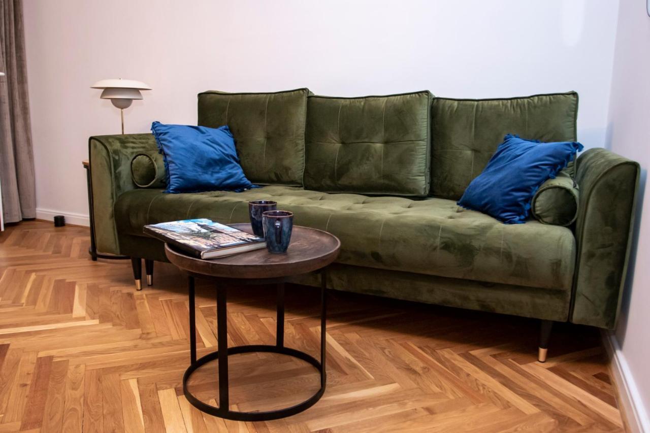 ורשה Apartament Przy Metrze Wierzbno Z Nuta Vintage מראה חיצוני תמונה