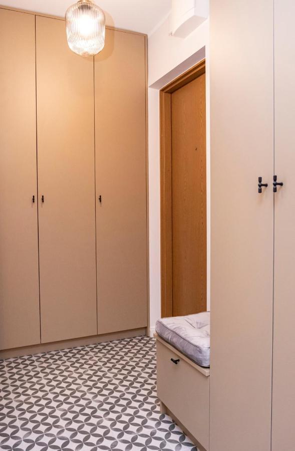 ורשה Apartament Przy Metrze Wierzbno Z Nuta Vintage מראה חיצוני תמונה