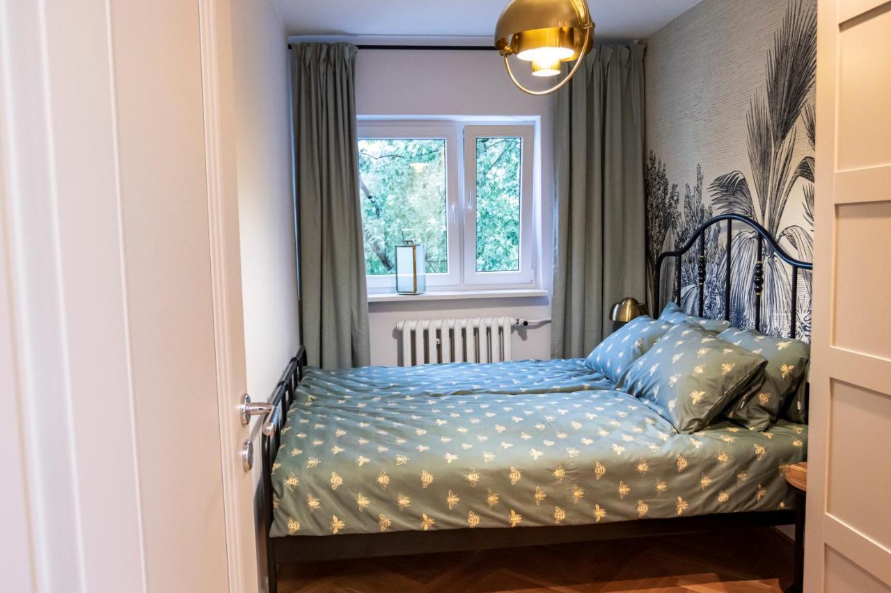 ורשה Apartament Przy Metrze Wierzbno Z Nuta Vintage מראה חיצוני תמונה