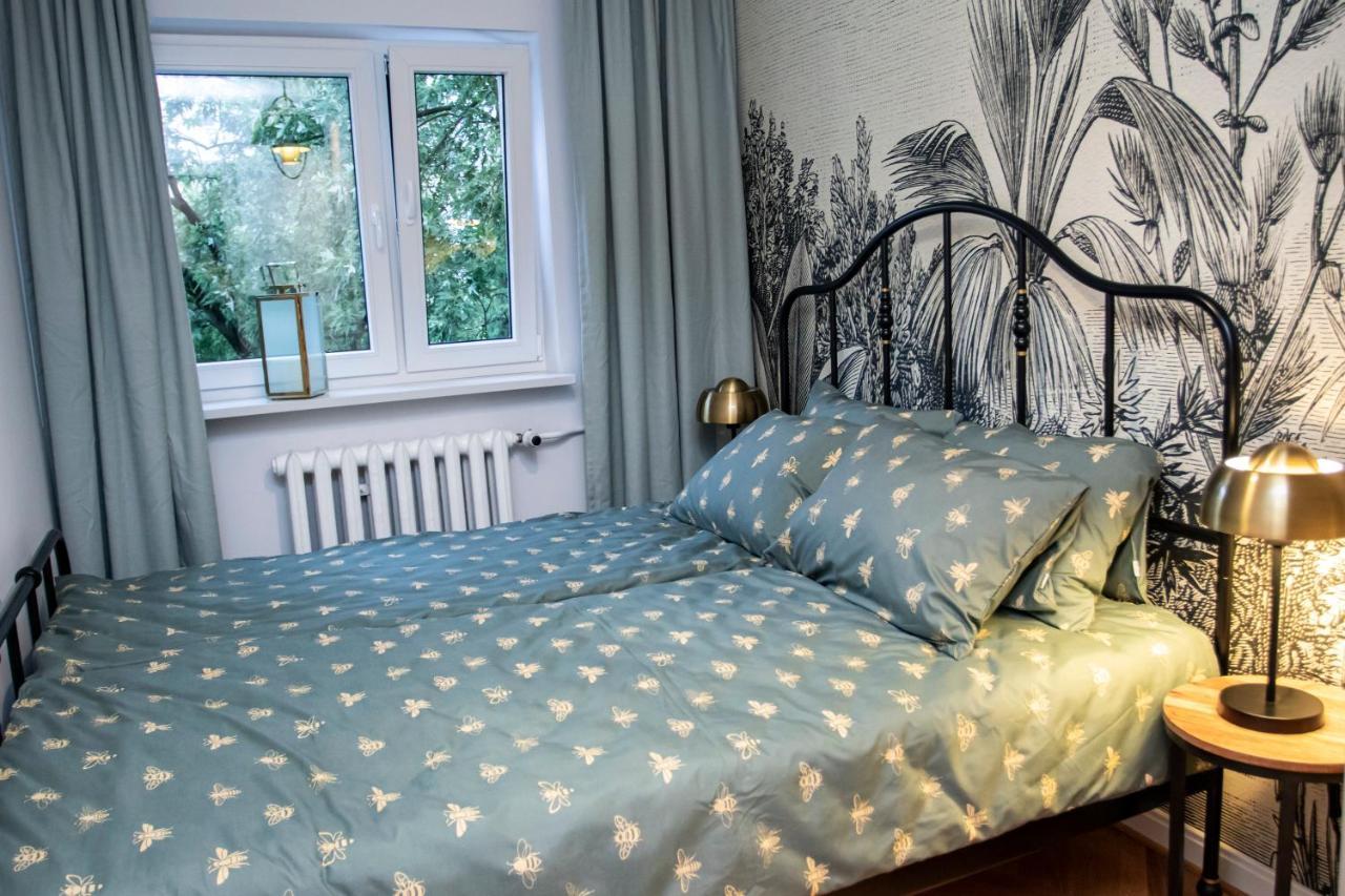 ורשה Apartament Przy Metrze Wierzbno Z Nuta Vintage מראה חיצוני תמונה